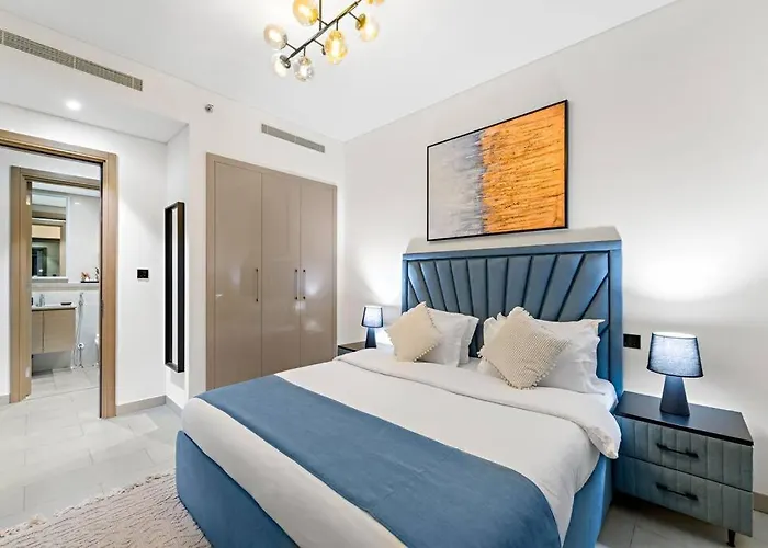 First Class 2Br Lavish Living