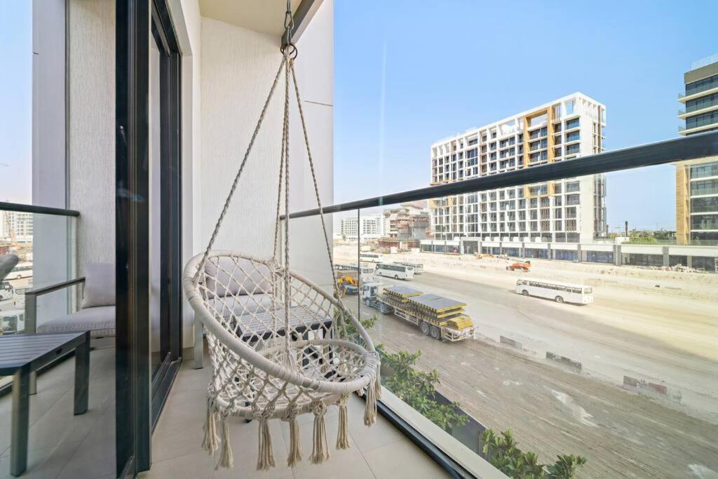 First Class 2br Lavish Living Dubai