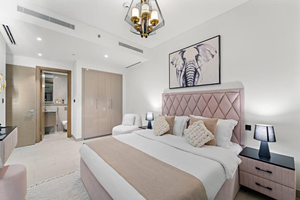 Apartment First Class 2br Lavish Living *