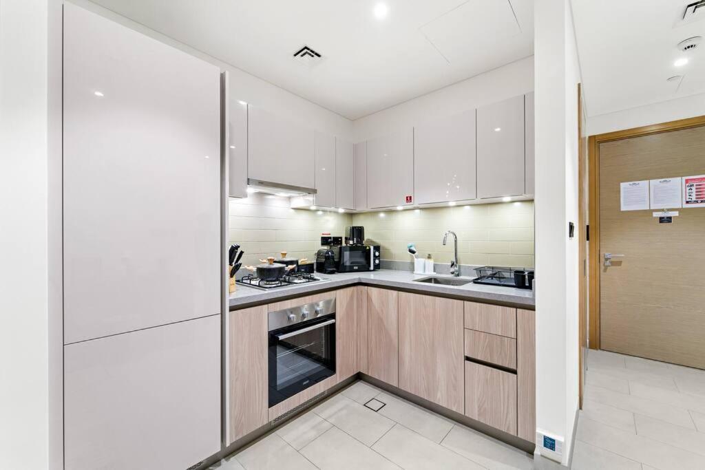First Class 2br Lavish Living *